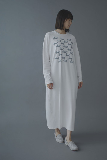 Picture No.1 of minä perhonen run run run Cut And Sew Dress minä perhonen neutraali AI8847