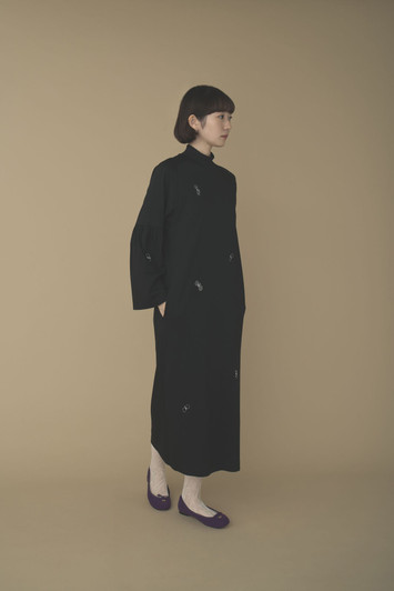 Picture No.1 of minä perhonen Choucho Flare Sleeve Cut and Sew Dress 2025-26 A/W ADA8024