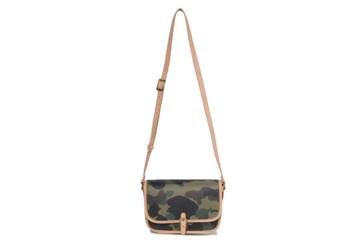 Picture No.1 of BAPE 1ST CAMO SHOULDER BAG 1M30-190-014