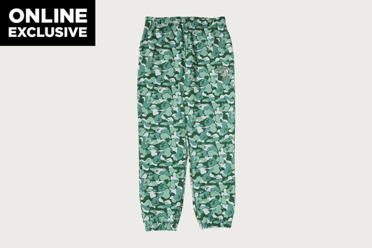 Picture No.1 of BAPE BAPE CARD CAMO COLLEGE ONE POINT SWEATPANTS BAPEC 1M75-152-001