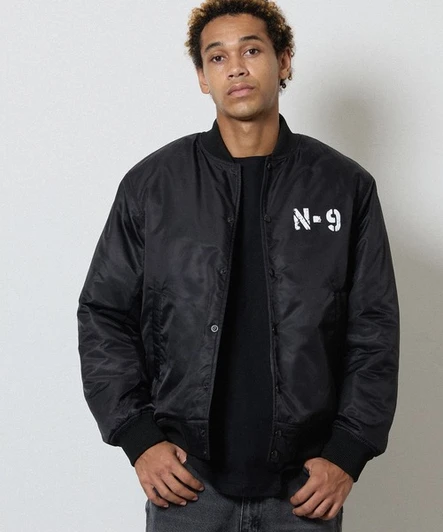 Picture No.1 of NUMBER (N)INE NYLON INSULATION STADIUM JACKET / Nylon Logo Print Quilted Lining Padded Stadium Jacket F26NJ004