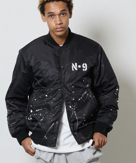 Picture No.1 of NUMBER (N)INE HAND PAINTED NYLON INSULATION STADIUM JACKET / Hand-painted Nylon, Logo Print, Quilted Lining, Padded Varsity jacket F26NJ004P