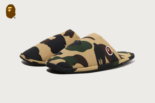 Picture No.1 of BAPE 1ST CAMO SLIPPERS 1M80-192-001