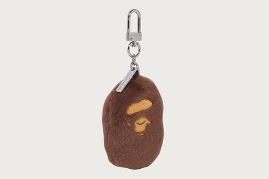 Picture No.1 of BAPE APE HEAD FAUX FUR KEYCHAIN 1M70-182-009