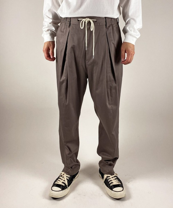 Picture No.1 of NUMBER (N)INE BOX TUCK WIDE TAPERED PANTS / BOX TUCK WIDE TAPERED PANTS F21NP007
