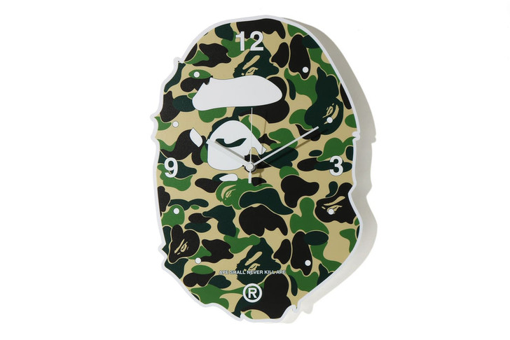 Picture No.1 of BAPE PIRATE ABC CAMO APE HEAD WALL CLOCK 1H20182083