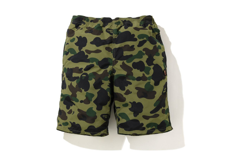 Picture No.1 of BAPE 1ST CAMO BEACH SHORTS 1G30-153-001