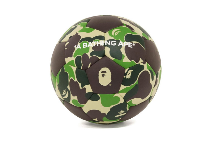 Picture No.1 of BAPE PIRATE ABC CAMO SOCCER BALL 1H80182022