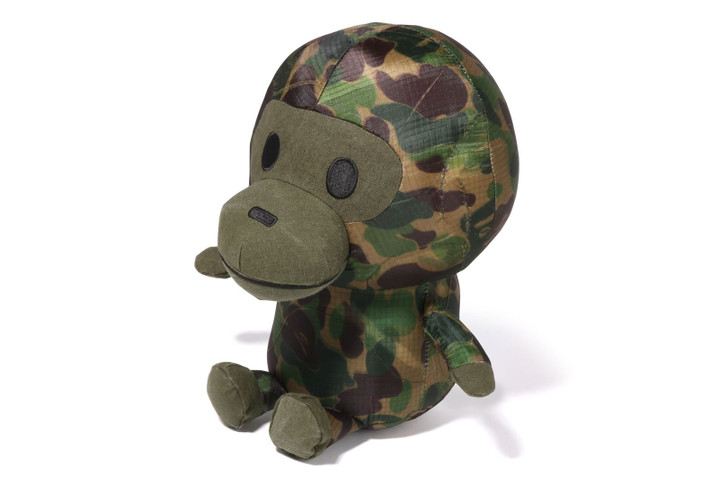 [BAPE KIDS X READYMADE] 15TH ANNIVERSARY ABC CAMO BABY MILO PLUSH DOLL (M)  2I73-382-902