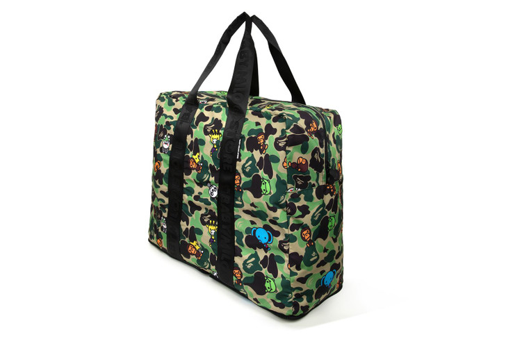 BAPE BABY MILO STORE ABC MILO ALL FRIENDS CAMO FOLDABLE TRAVEL BAG