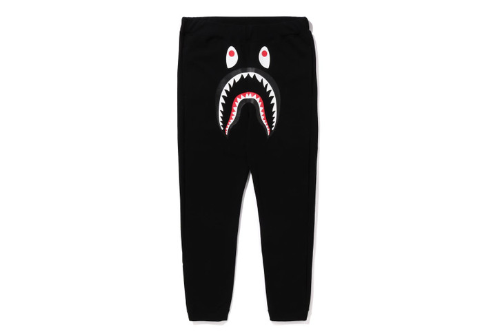 Picture No.1 of BAPE ABC CAMO SHARK SWEAT PANTS 1J80-152-016