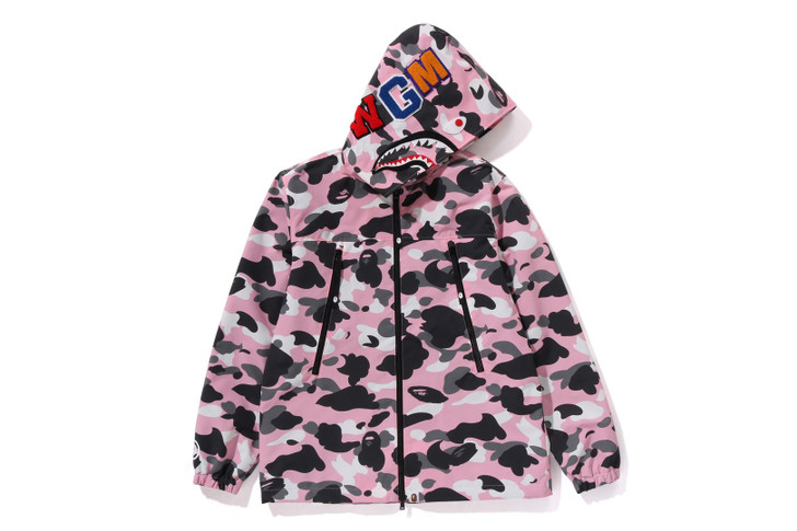 Picture No.1 of BAPE WARM UP CAMO SHARK HOODIE JACKET 1K20-240-002