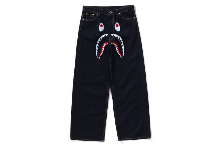 Picture No.1 of BAPE SHARK EMBROIDERY BAGGY DENIM PANTS #1 1K20-250-003