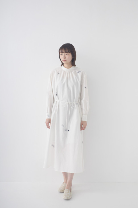 Picture No.1 of minä perhonen choucho stand-up Collar Dress 2023 s/s ABS3988