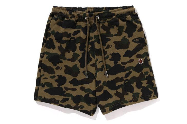 Picture No.1 of BAPE 1ST CAMO APE HEAD ONE POINT SWEAT SHORTS 1K30-153-308