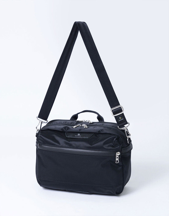 Picture No.1 of master-piece Progress Shoulder Bag/Double Layer M No.02407 02407