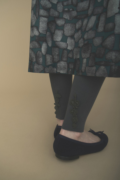 Tuttua Leggings 2025-26 A/W ADA8022