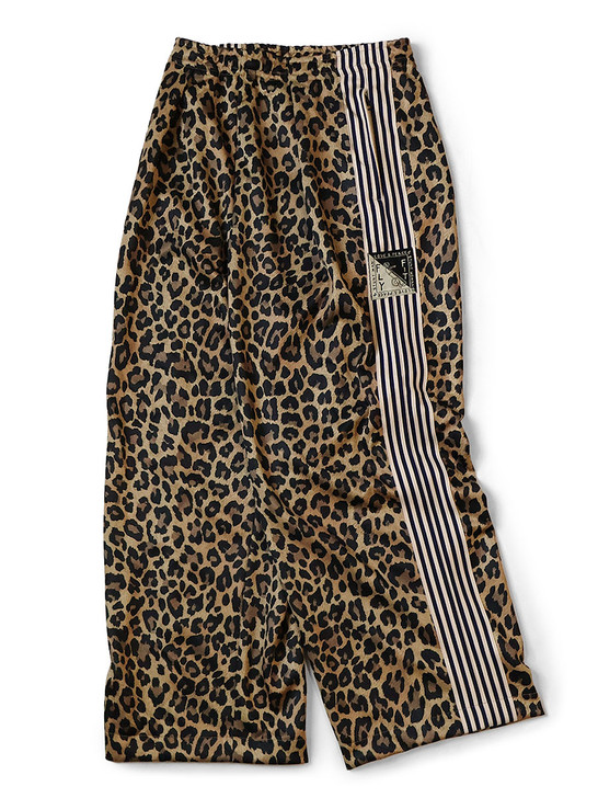 Stuntman & Woman Baggy Track Pants in Smooth Jersey Leopard Print EK-1844LP