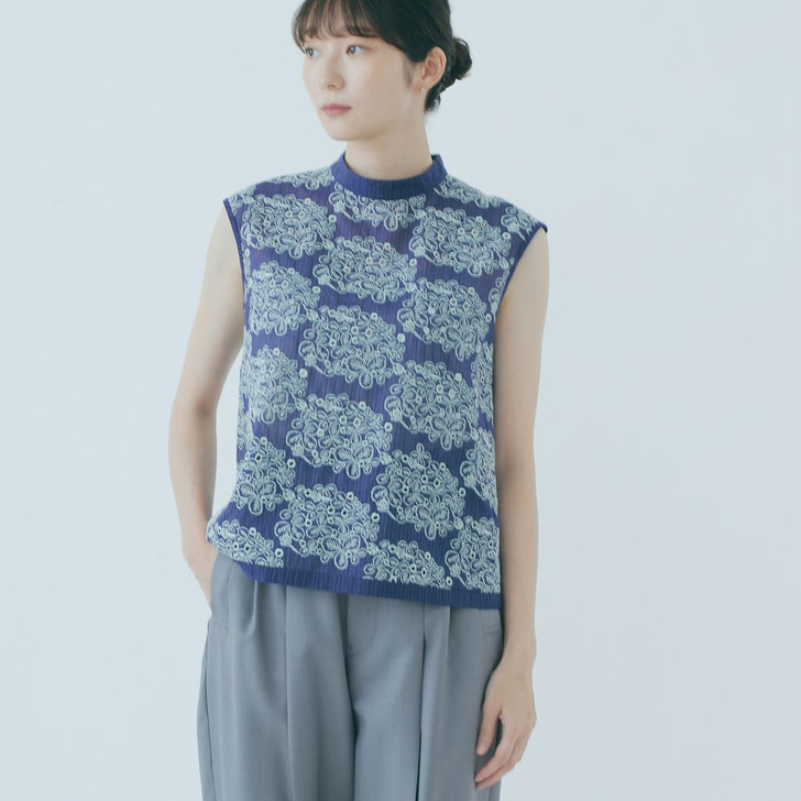 Sometimes Lucky Sleeveless Blouse ACS1356S
