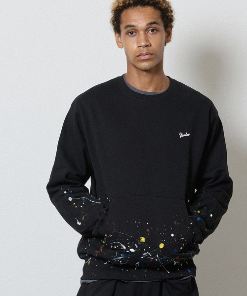 HAND PAINTED FIRM COTTON LIGHT SHORT PILE KANGAROO POCKET L/S SWEATSHIRT / Hand-painted firm cotton light short pile With a Single Point Logo Print, kangaroo Pocket, Crew Neck sweatshirt F26GNC006P