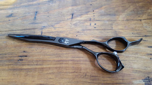 Shear Fanatic™ Master Series Black VG10 Knife Blade Dry Cutting Hair Scissor