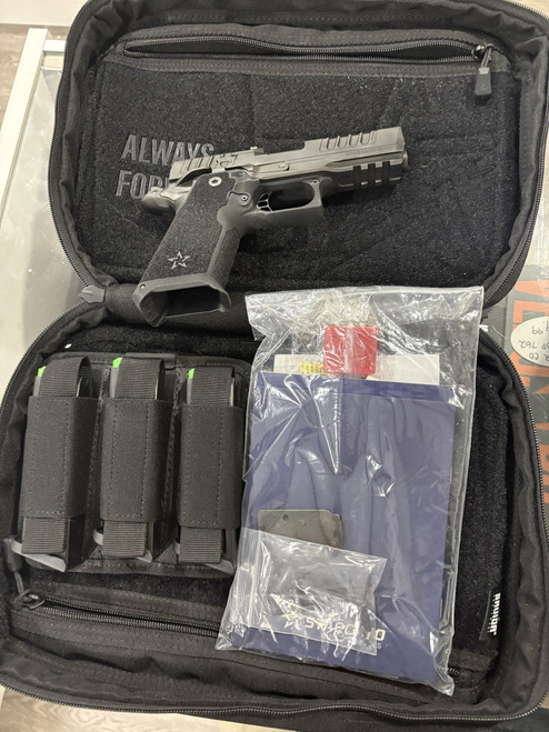 LIKE NEW STACCATO P4 HD 9MM W/ RMR PLATE