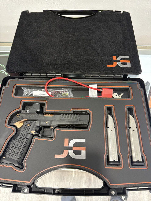 JACOB GREY NOX 9 W/ RMR HD LIKE NEW LESS THAN 150RDS THROUGH