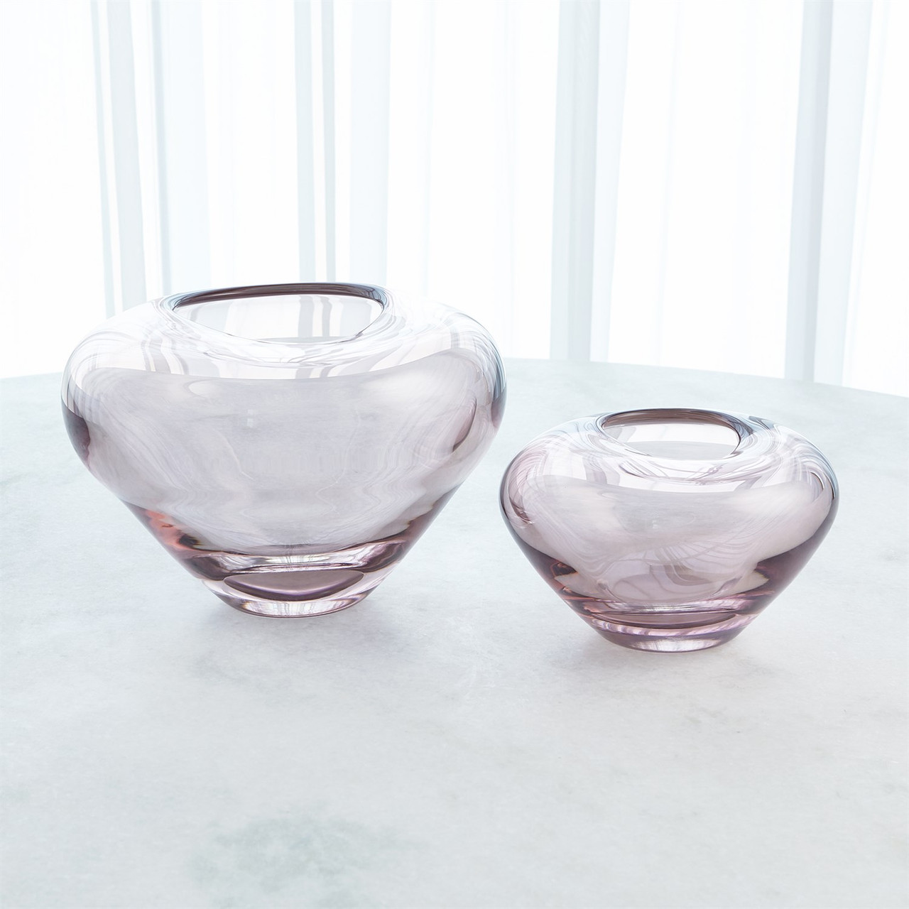Global Views Undulating Vase - Thumbnail 2