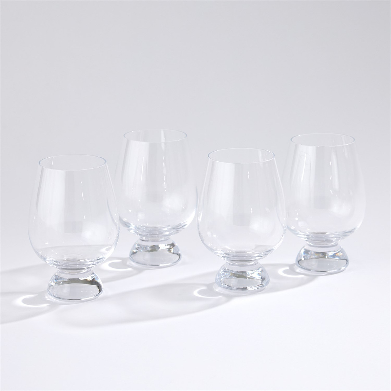 Global Views Meriel Decanter