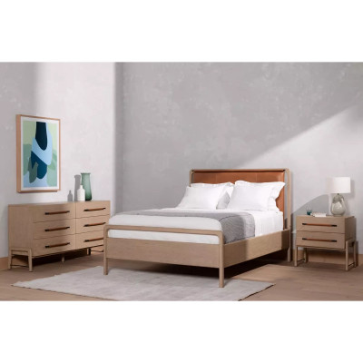 Four Hands Rosedale Bed - Queen - Yucca Oak Veneer W/ Chaps Sand