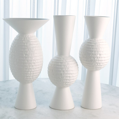 Global Views Low Chiseled Orb Vase - Matte White - Sm