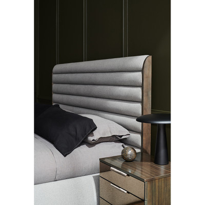 Caracole La Moda Drawer Nightstand