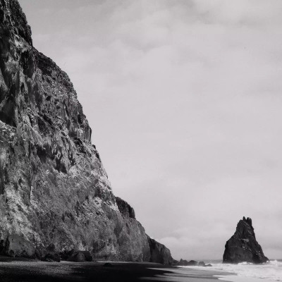 Four Hands Reynisfjara/Vik, Iceland by Wesley and Emma Teague - 48"X36"