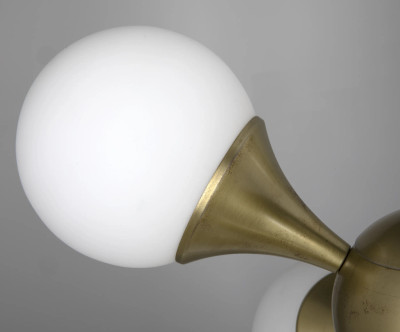 Noir Globular Table Lamp - Metal With Brass Finish