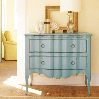 Modern History Marthas Vineyard Chest