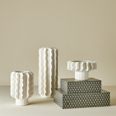 Global Views Frilled Vase - Matte White - Lg