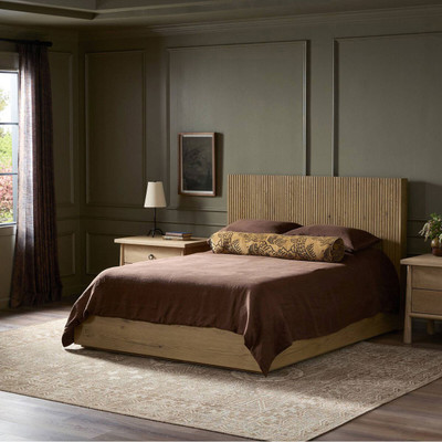 Four Hands Leo Queen Bed - Rustic Light Natural Oak