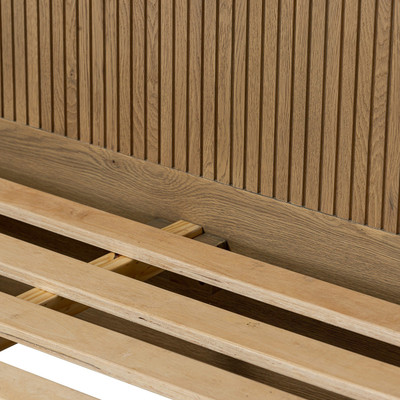 Four Hands Leo Queen Bed - Rustic Light Natural Oak
