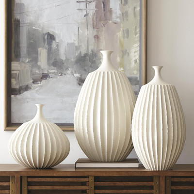 Studio A Sawtooth Vase - Rustic White - Sm