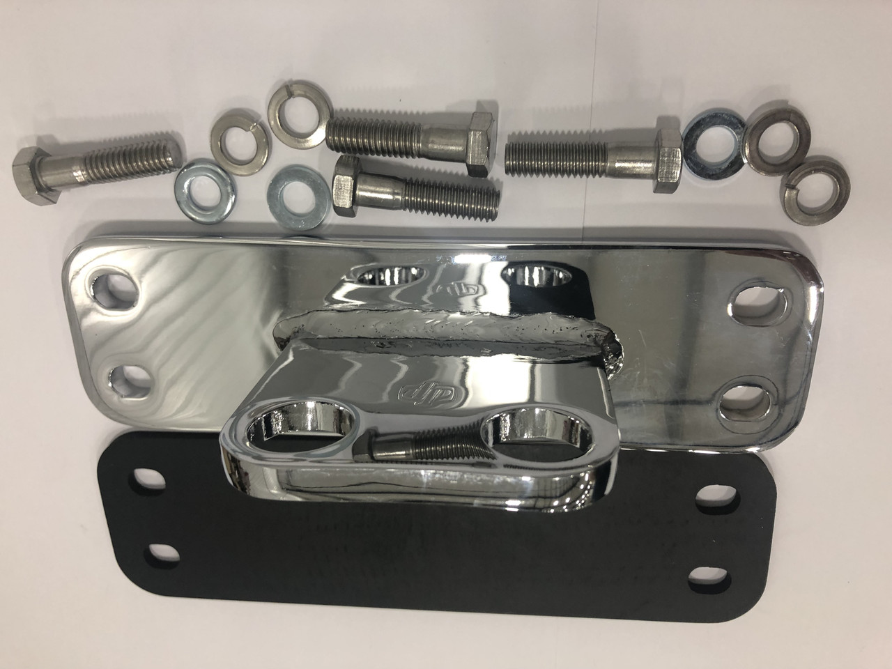 Exhaust Mounting Bracket for Ext Day Cab 14PB6615SCP