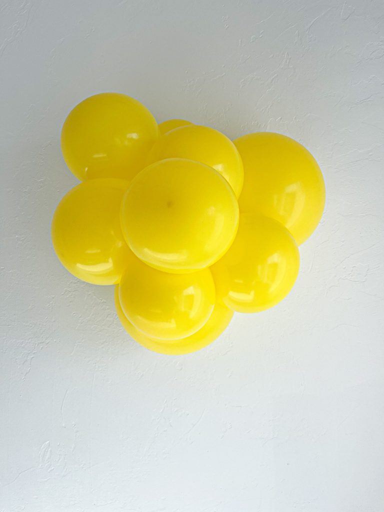 TUF TEX BALLOONS YELLOW