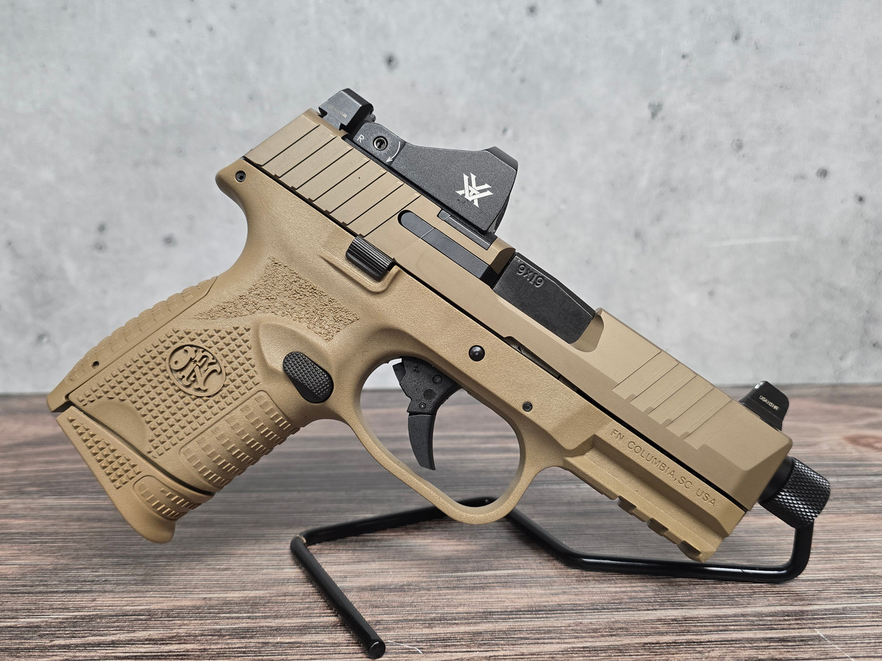 FN 509C Tactical 9mm FDE w/ Vortex Viper - Clay Shooters Supply