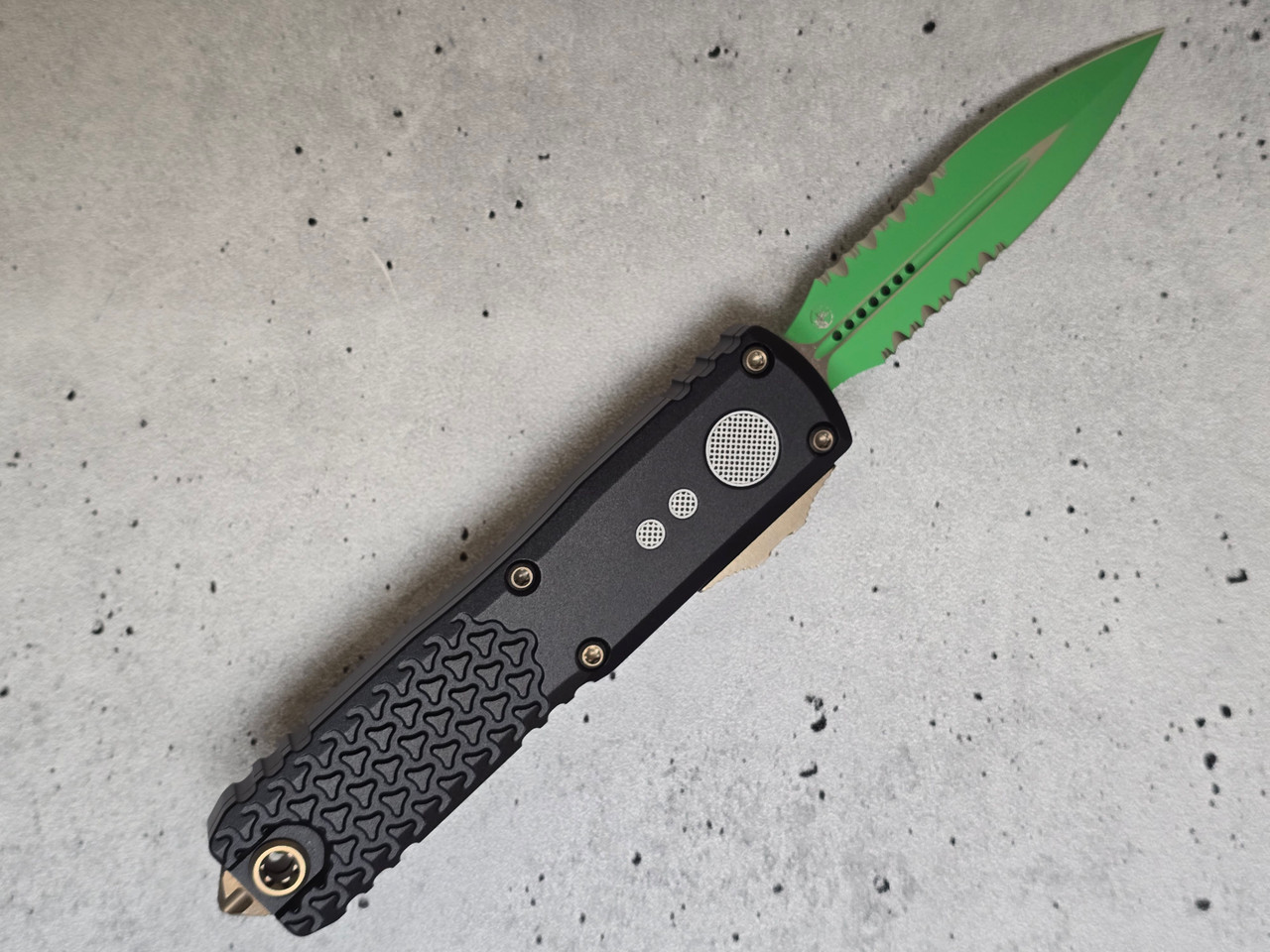 UTX-85 Gen IV D/E Jedi Master Serrated - Clay Shooters Supply