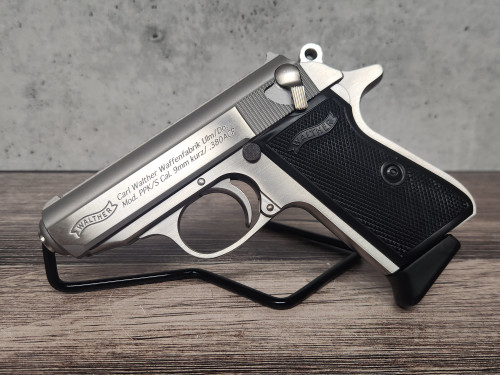 ＰＰＫ/S First Look: Davidsons Exclusive Walther PPK/S | An Official