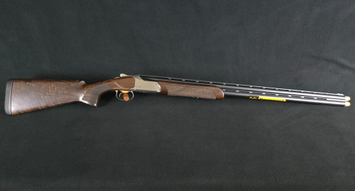 Browning 825 Sporting 12ga 32" Adj Comb- Ref# 4457 Browning 825 Sporting 12ga 32" Adj Comb- Ref# 4457