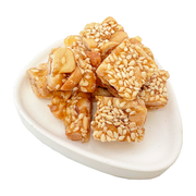 【新鮮預購品- 預計3到7天出貨】Yuen Long Kei O Crisp Peanut Candies White Sesame Flavor |元朗其奧白芝麻花生脆糖 225g