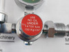 101325Pa Oxygen Pressure Reducing Regulator Flowmeter Inhalator 14700 Kpa