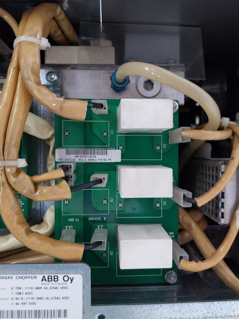 Abb Acs800-104Lc-0700-7+E205+Q950 Inverter Drive Module 68606039