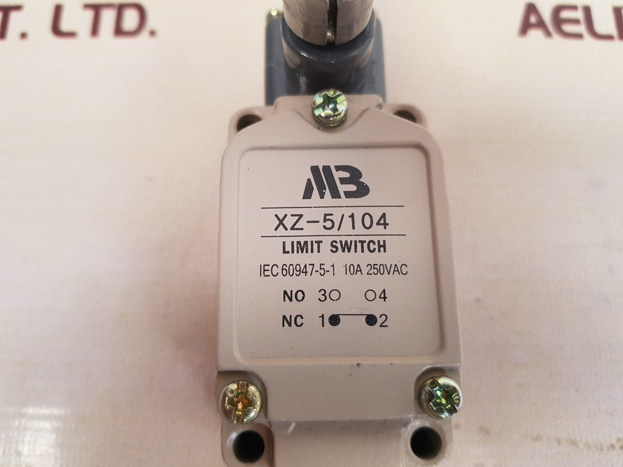 Mb xz-5/104 limit switch, type xz-5/104, iec 60947-5-1