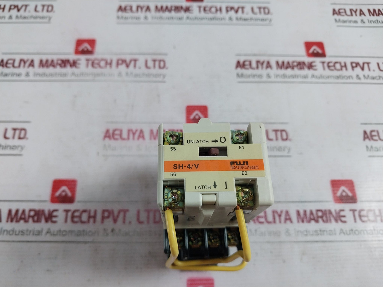 Latching Unit Fuji Electric Sh-4/V Auxiliary Relay Latch Unit Assy 100-110V 60Hz Vde0660